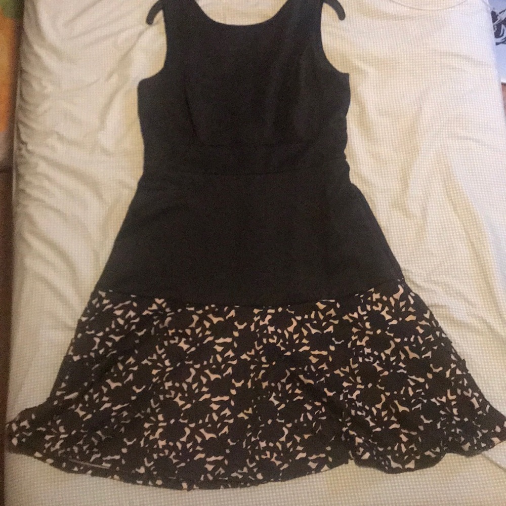 Semi mermaid flare dress.
